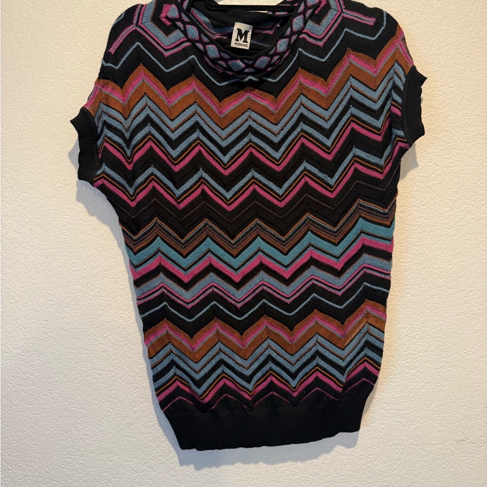 Missoni Multicolor Chevron Knit Sleeveless Sweatshirt - Black, Pink, Blue, Brown - Picture 4 of 15
